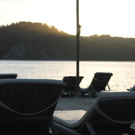 Sakin Vadi Winehouse Bed & Breakfast Orhaniye (Marmaris)