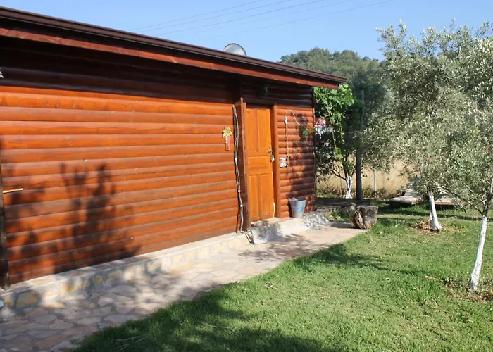 Sakin Vadi Winehouse Bed & Breakfast Orhaniye (Marmaris)